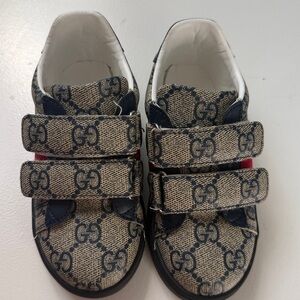 Gucci Blue and Cream Baby Shoes